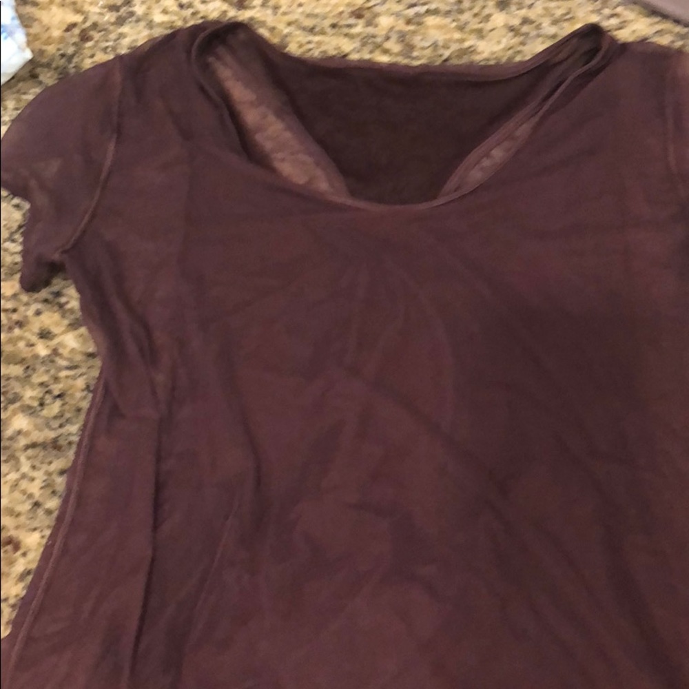 Lululemon tee